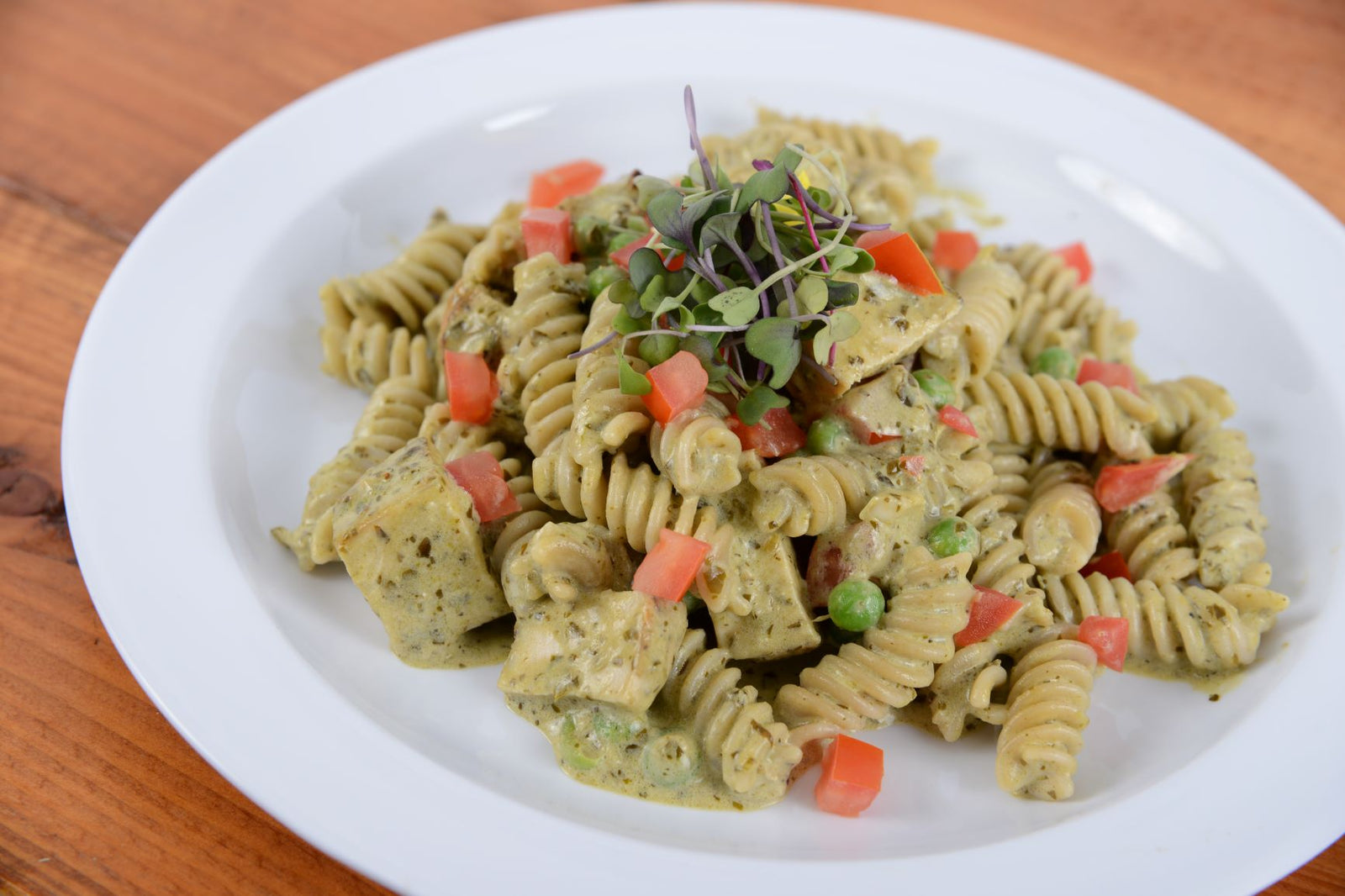 Rotini Pesto Con Pollo